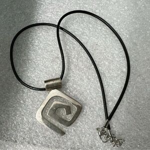 Silpada Sterling Silver Maze Pendant Necklace